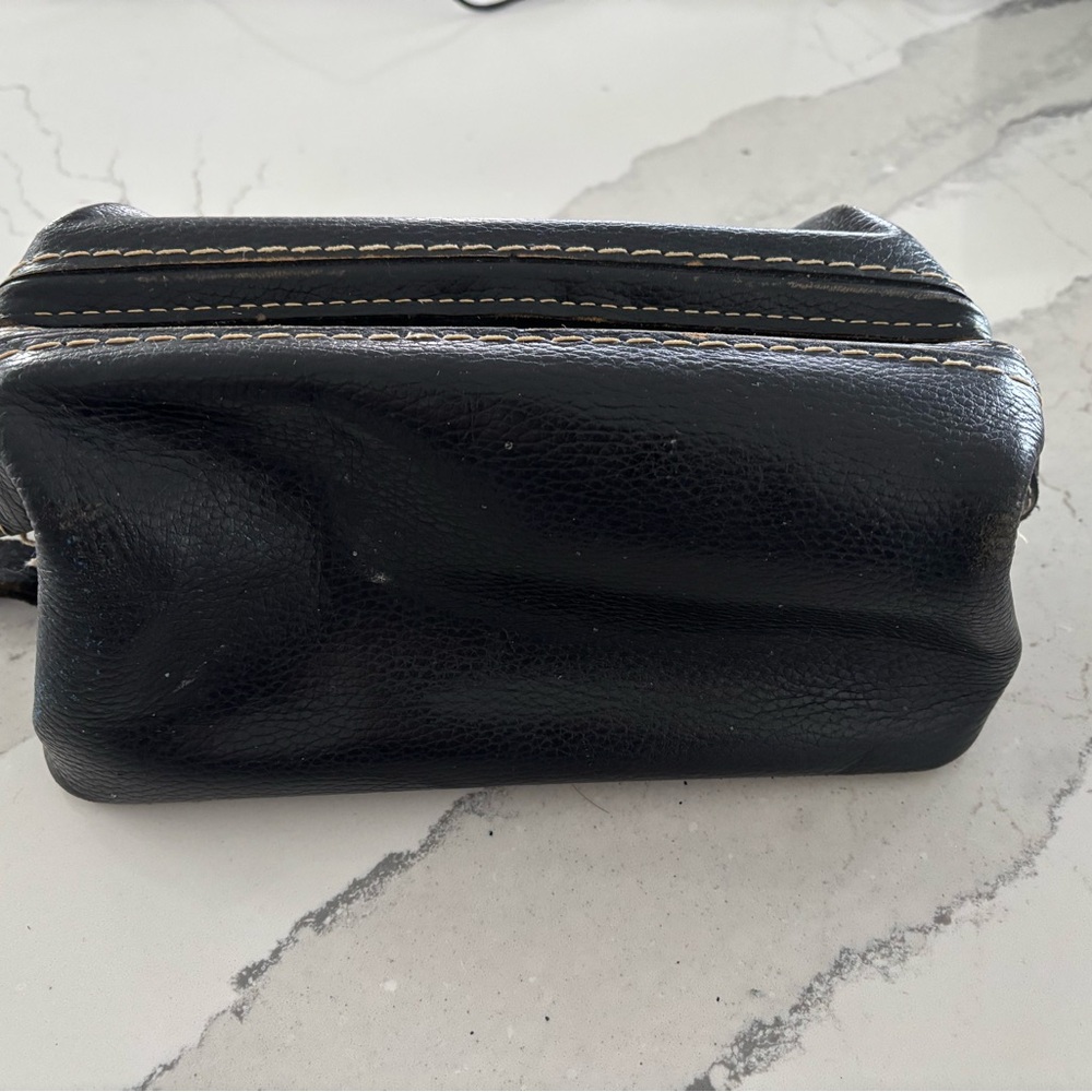 Classic Vintage Top Grain Cowhide Men's Toiletry Kit with Contrast Stitching